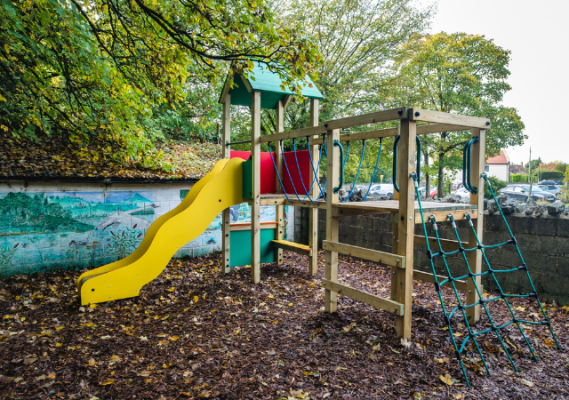 Pubs with children's play area in Cheddar | Riverside Inn